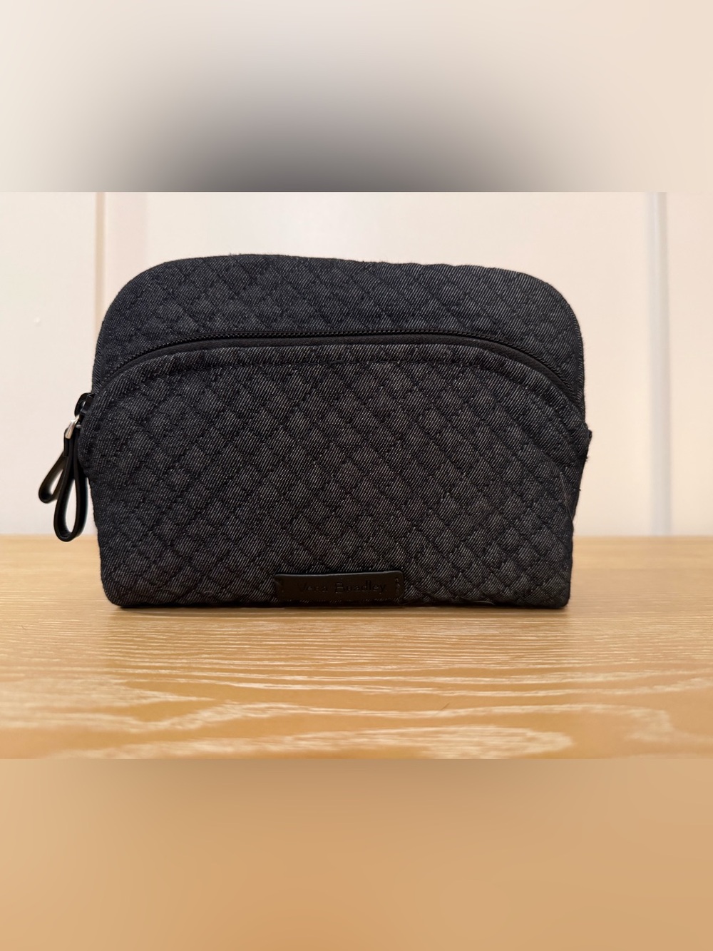 Vera Bradley Iconic Medium Cosmetic Denim Navy EUC Make Up Bag